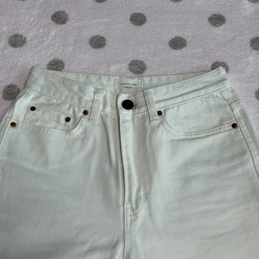 [BUNJANG] HAUS White Jeans / HAUS 화이트진