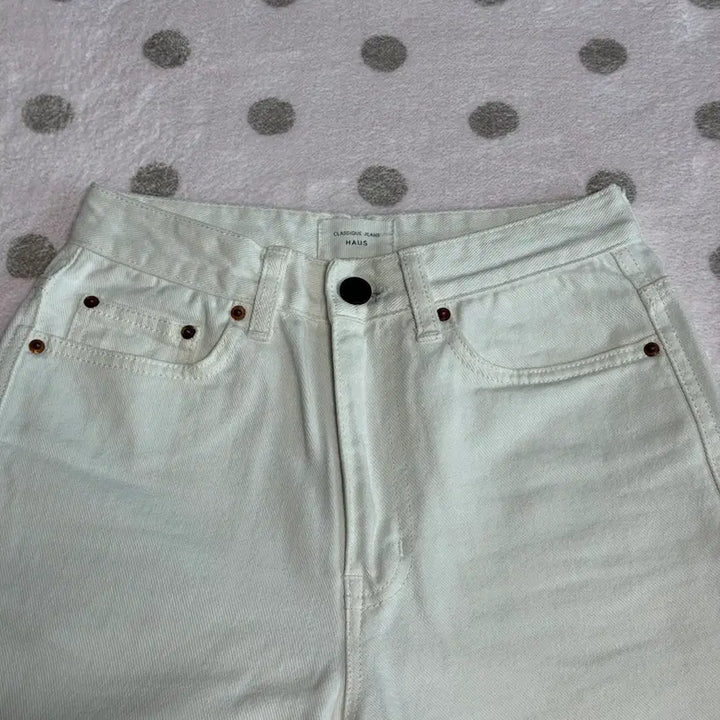 [BUNJANG] HAUS White Jeans / HAUS 화이트진