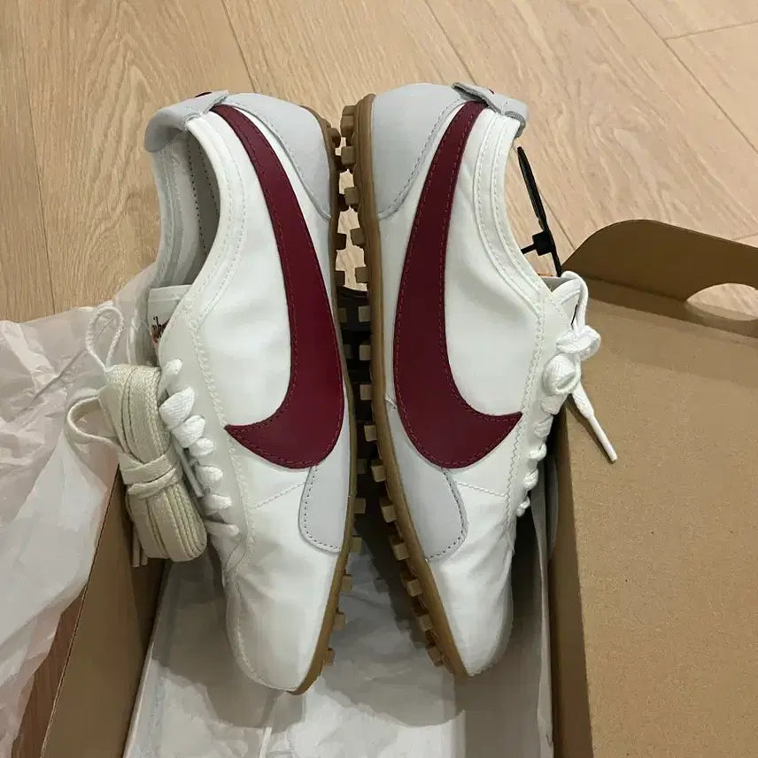 [SOLD OUT] 나이키 문 슈 서밋