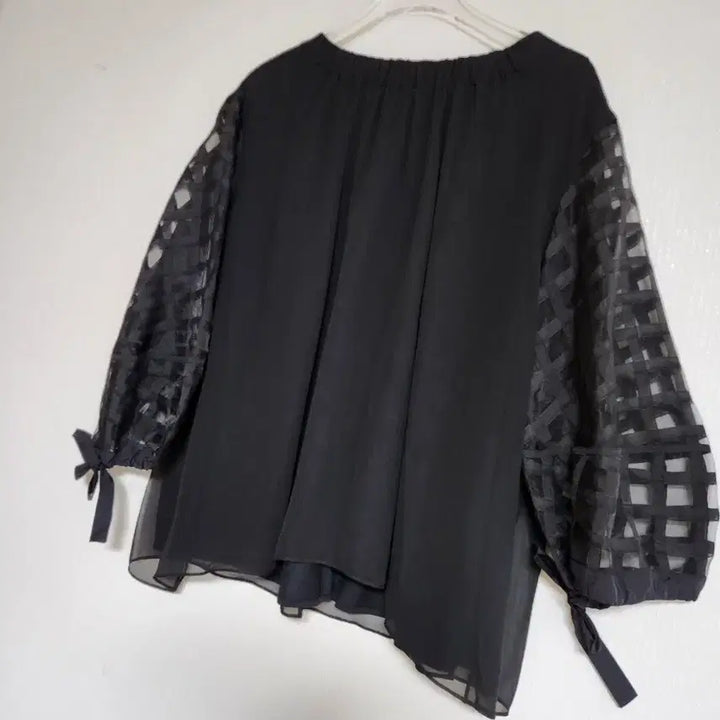 [BUNJANG] MOE 2024 Oversized Blouse / MOE모에2024 오버핏 블라우스66