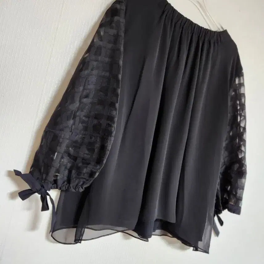 [BUNJANG] MOE 2024 Oversized Blouse / MOE모에2024 오버핏 블라우스66