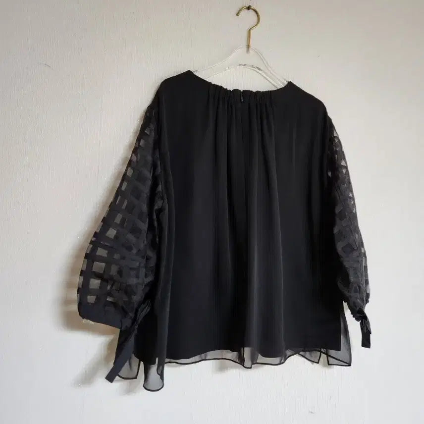 [BUNJANG] MOE 2024 Oversized Blouse / MOE모에2024 오버핏 블라우스66