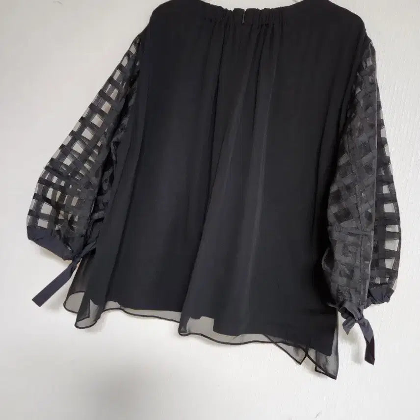 [BUNJANG] MOE 2024 Oversized Blouse / MOE모에2024 오버핏 블라우스66