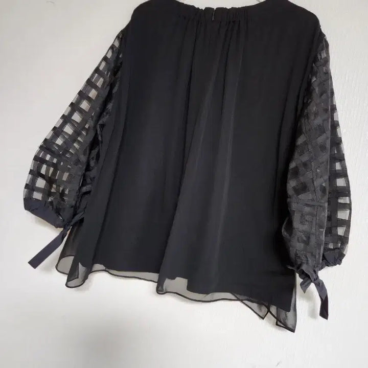 [BUNJANG] MOE 2024 Oversized Blouse / MOE모에2024 오버핏 블라우스66