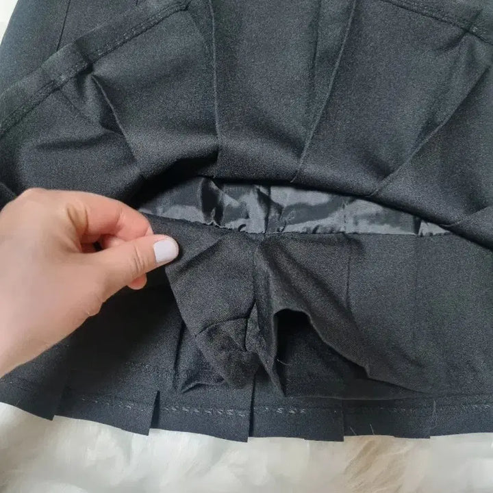 [BUNJANG] Black Pleated Mini Skirt / 검정 플리츠 미니스커트