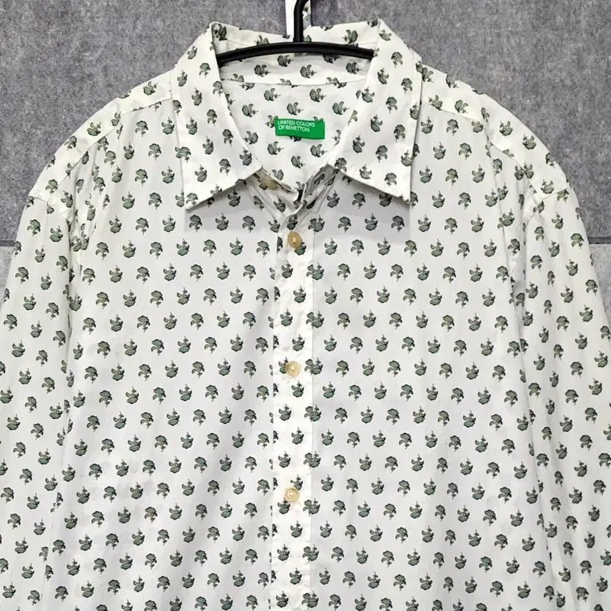 [SOLD OUT] 베네통 유나이티드 남성 플라워 패턴 셔츠 (사이즈 L/100)