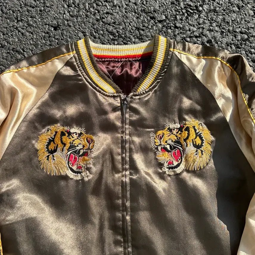 [BUNJANG] Dragonfly Reversible Souvenir Jacket / 드래곤플라이 리버시블 수베니어 자켓