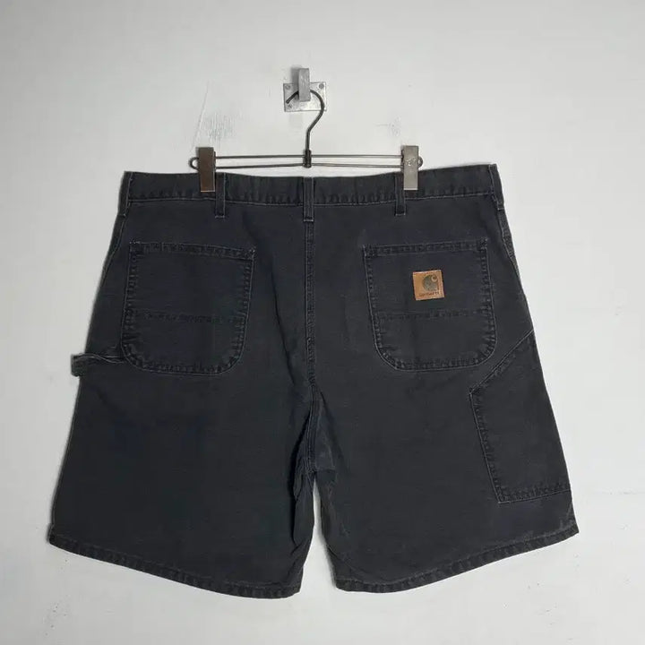 [BUNJANG] Carhartt Black Shorts / 칼하트 블랙 반바지