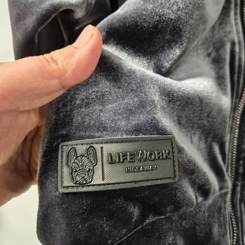 [BUNJANG] LifeWork Velvet Hoodie Zip-up Charcoal Free Size / *무료배송*라이프워크 벨벳 후드집업 차콜 프리시이즈 (상태A급)