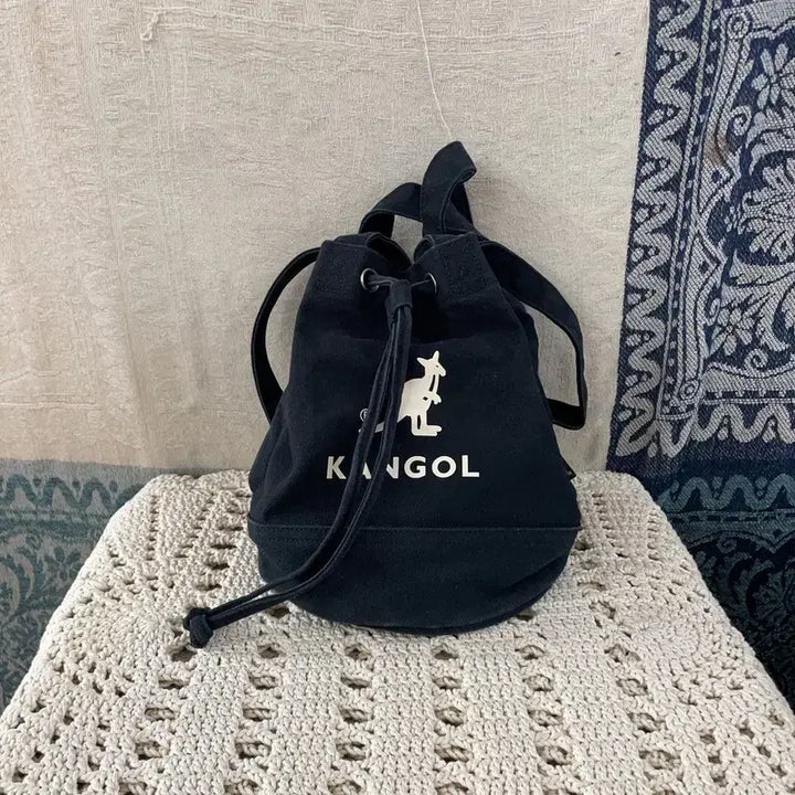 [BUNJANG] Kangol Big Logo Canvas Black Crossbody Bag / [F] 캉골 빅로고 캔버스 블랙 복조리백 크로스백 가방
