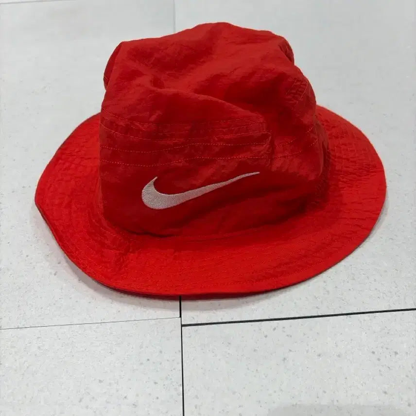 [SOLD OUT] 나이키 스투시 버킷햇&amp;비치 반팔