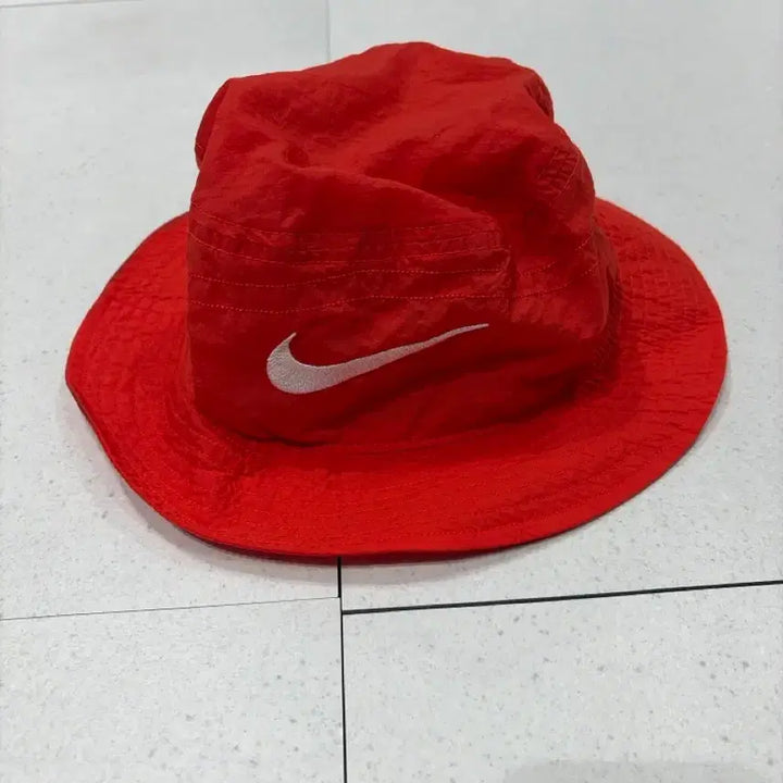 [SOLD OUT] 나이키 스투시 버킷햇&amp;비치 반팔