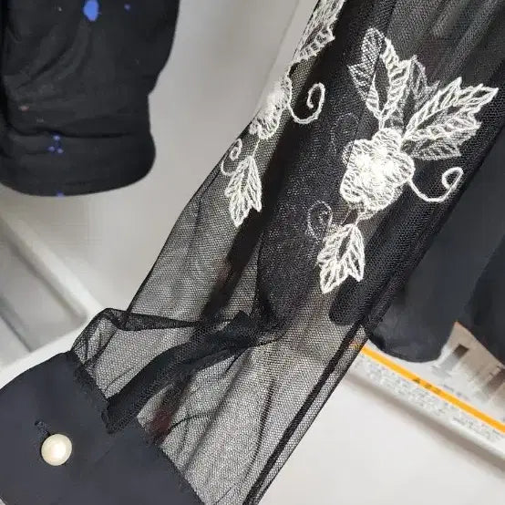 [BUNJANG] SOCIE Black Blouse / SOCIE 블라우스