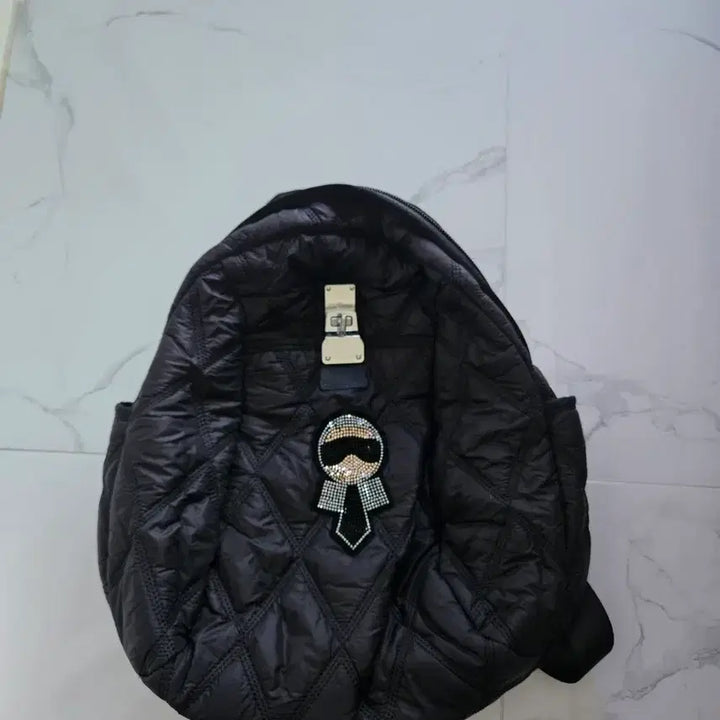 [SOLD OUT] 여성 퀼팅 백팩