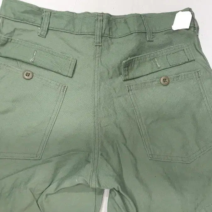 [BUNJANG] GUNHO Fatigue Shorts (Khaki) / GUNHO 퍼티그 반바지 (카키, 28/32)