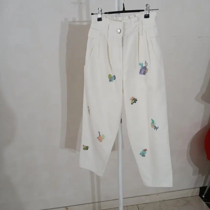 [BUNJANG] 021 Ozsecnd Embroidered Denim Pants / 021 오즈세컨 자수매치 데님 팬츠