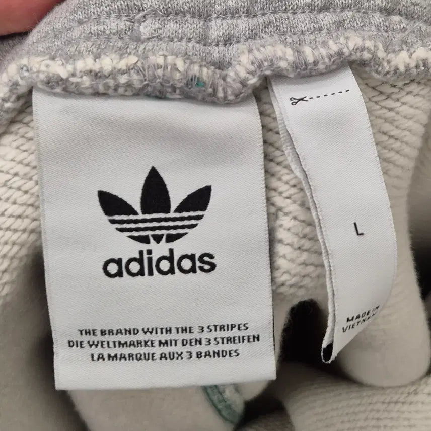 [BUNJANG] Adidas Equipment Shorts L / 아디다스 에키입먼트 반바지 L