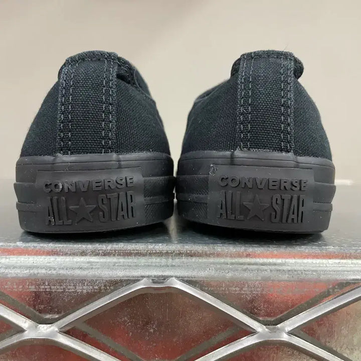 [BUNJANG] Converse All Star Black Monochrome Sneakers / 컨버스 올스타 블랙 모노크롬 240 (gr-4485)
