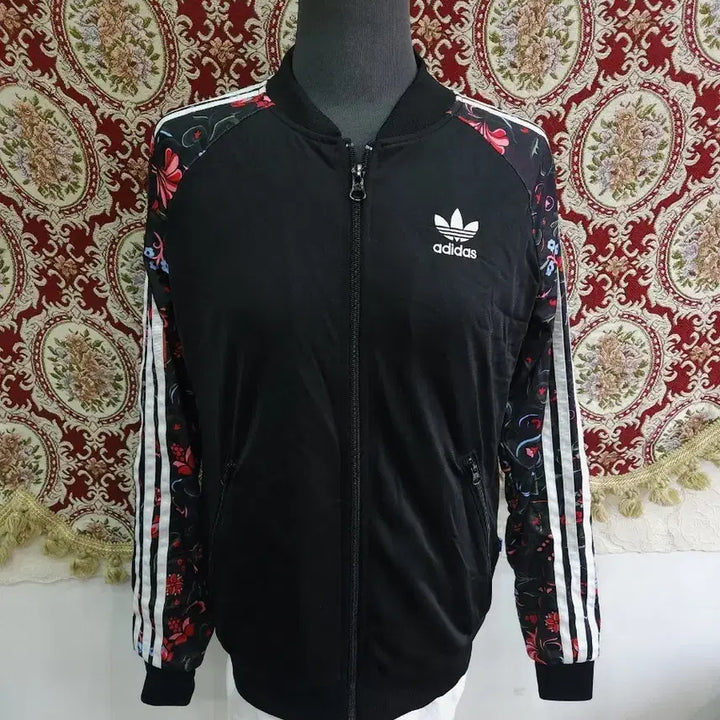 [BUNJANG] Adidas Superstar Track Top Jacket Flower Pattern / 아디다스 슈퍼스타 트랙탑 져지 플라워 패턴 소매