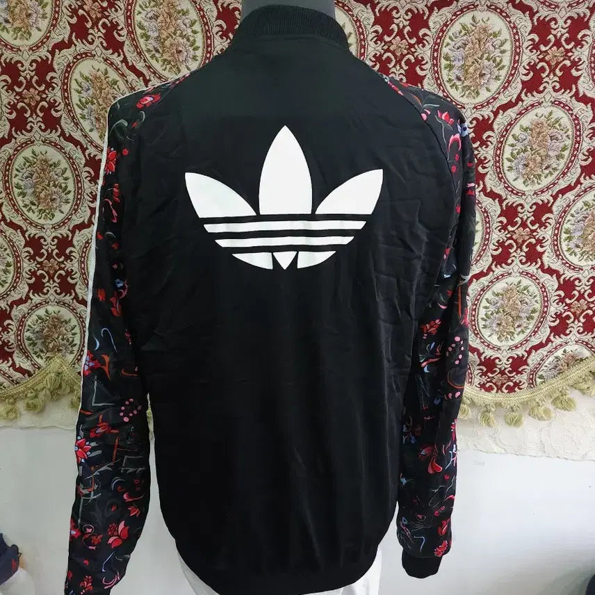[BUNJANG] Adidas Superstar Track Top Jacket Flower Pattern / 아디다스 슈퍼스타 트랙탑 져지 플라워 패턴 소매