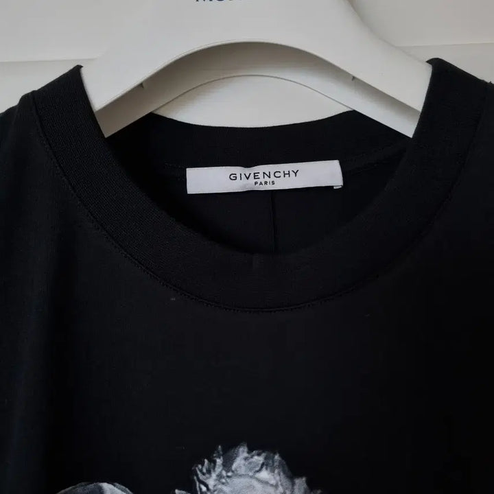 [BUNJANG] Givenchy Ghost Print T-shirt / 백화점판 지방시 석고상 고스트 반팔 티셔츠