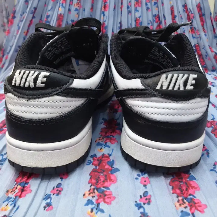 [BUNJANG] Nike Dunk Low Black/White Sneakers / 나이키 덩크 로우 블랙/화이트 260mm