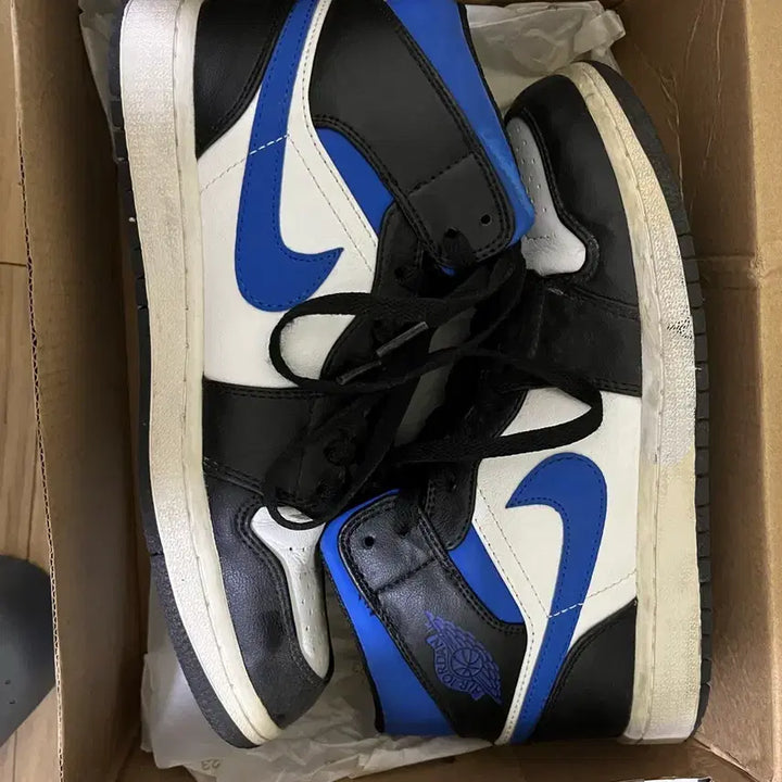 [BUNJANG] Nike Jordan 1 Mid Racer Blue Sneakers / 조던1 미드레이서 블루 + 주름방지패드