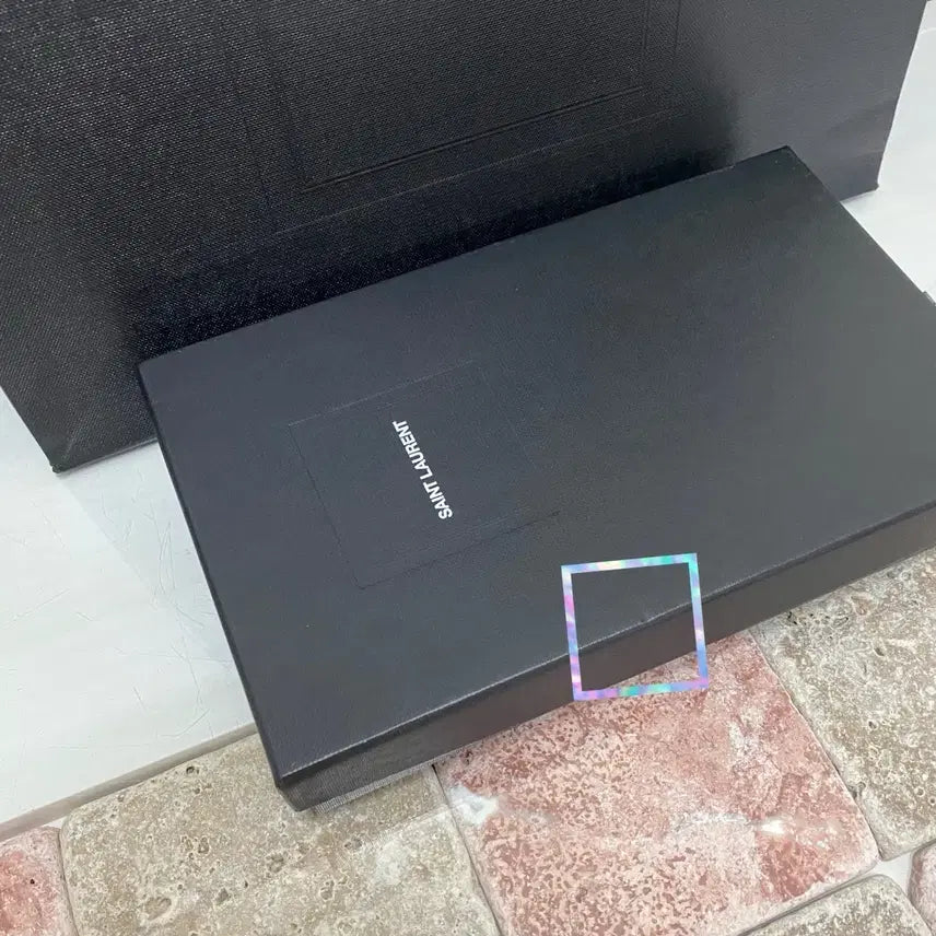 [BUNJANG] Saint Laurent Long Wallet Box Set / 생로랑 장지갑 박스 + 더스트 + 쇼핑백