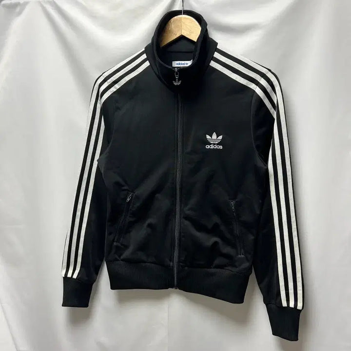 [SOLD OUT] [정품/90] 아디다스 파이어버드 백로고 블랙 여성용 트랙탑/져지