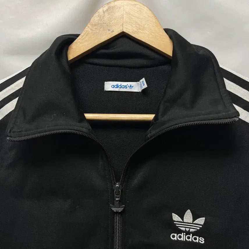 [SOLD OUT] [정품/90] 아디다스 파이어버드 백로고 블랙 여성용 트랙탑/져지
