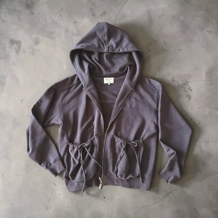 [SOLD OUT] 마뗑킴 볼륨 포켓 후디 집업 차콜