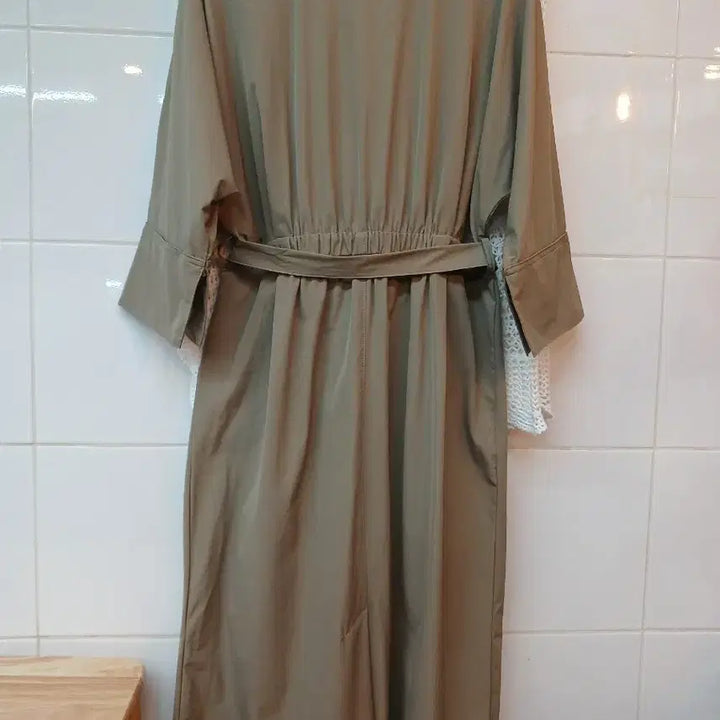 [SOLD OUT] 카키색 롱 셔츠 원피스 M정도