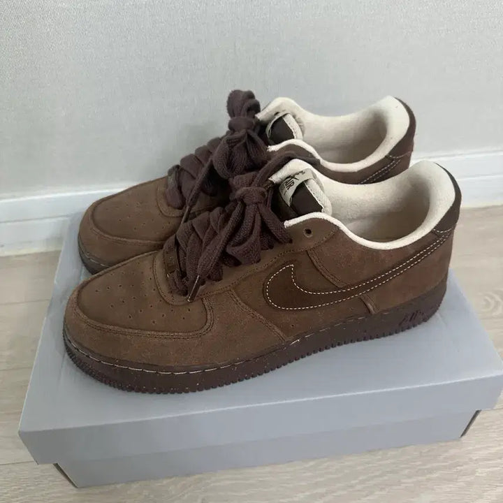 [BUNJANG] Nike Air Force 1 Kakao Wow Sneakers / 나이키 에어포스1 카카오와우 w280