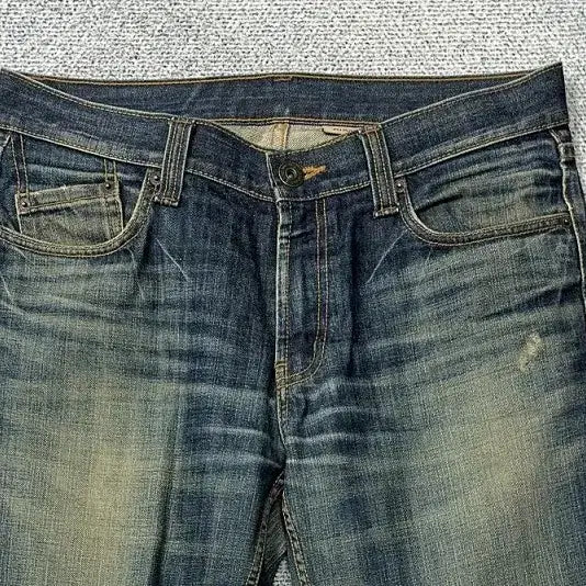 [BUNJANG] Giordano Vintage Washed Jeans / 지오다노 빈티지 워싱 청바지 79-94