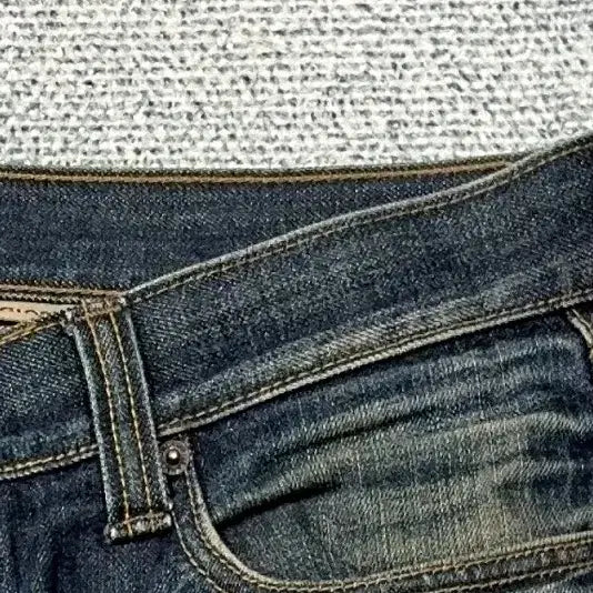 [BUNJANG] Giordano Vintage Washed Jeans / 지오다노 빈티지 워싱 청바지 79-94
