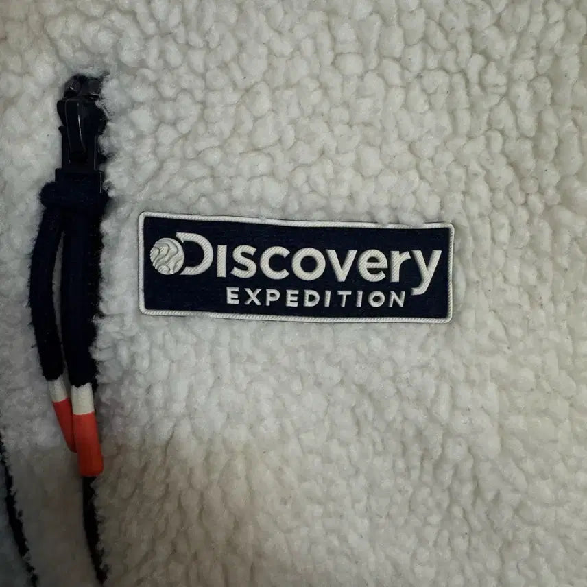 [BUNJANG] Discovery Fleece Hooded Zip-up Jacket / 디스커버리 뽀글이 후리스 후드집업
