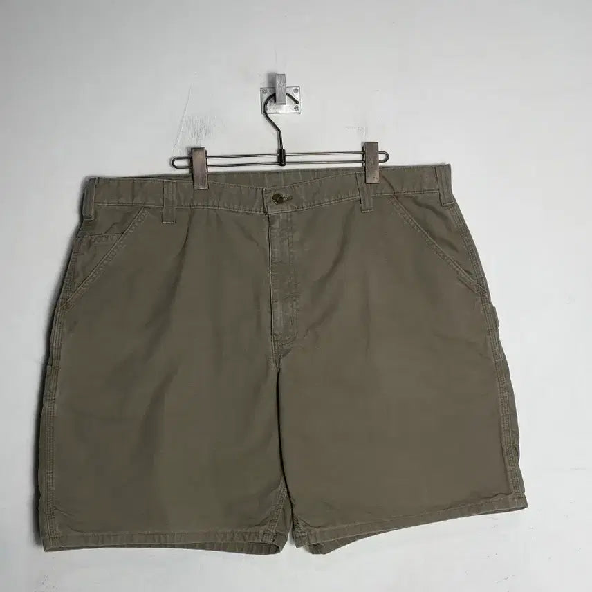 [BUNJANG] Carhartt Khaki Cargo Shorts / 칼하트 카키색 카고 반바지