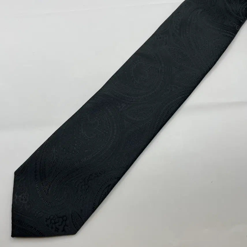 [SOLD OUT] 빈티지 패턴 넥타이