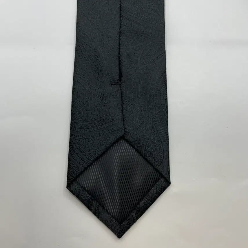 [SOLD OUT] 빈티지 패턴 넥타이