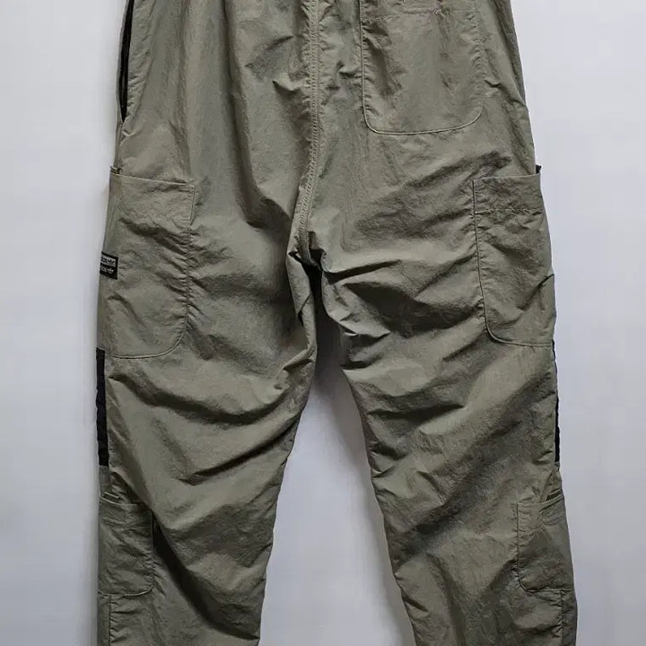 [SOLD OUT] 아디다스 테크 카고 트랙팬츠 XL