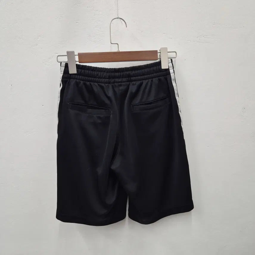 [BUNJANG] Adidas Adicolor Classic Shorts M / 아디다스 아디컬러 클래식 반바지 M