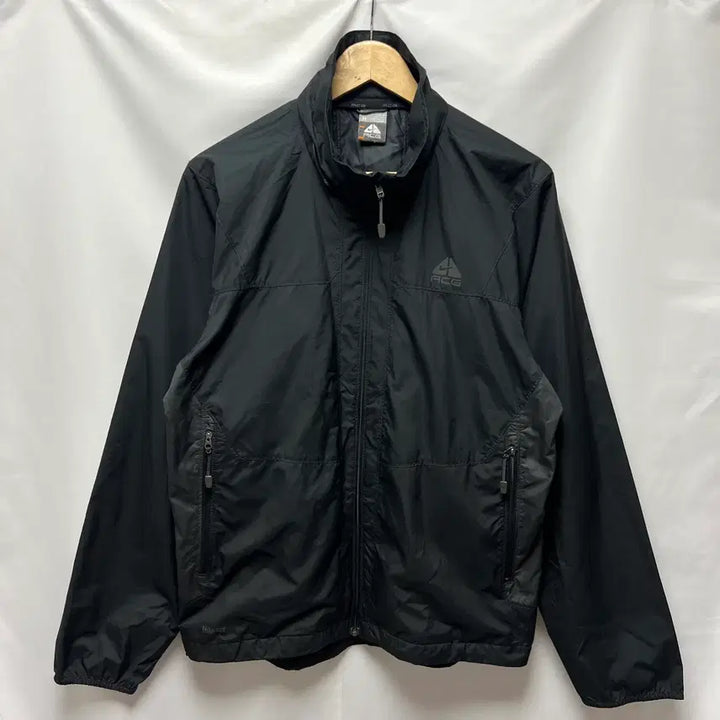 [SOLD OUT] [정품/100] 나이키 ACG 올드스쿨 블랙 우븐 바람막이
