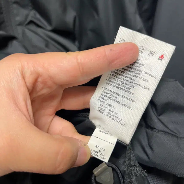[SOLD OUT] [정품/100] 나이키 ACG 올드스쿨 블랙 우븐 바람막이
