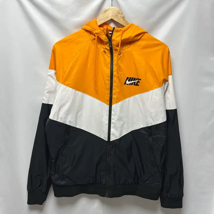 [SOLD OUT] [정품/L] 나이키 윈드러너 스우시 우븐 바람막이