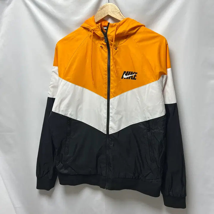 [SOLD OUT] [정품/L] 나이키 윈드러너 스우시 우븐 바람막이