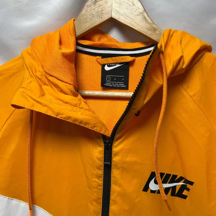 [SOLD OUT] [정품/L] 나이키 윈드러너 스우시 우븐 바람막이
