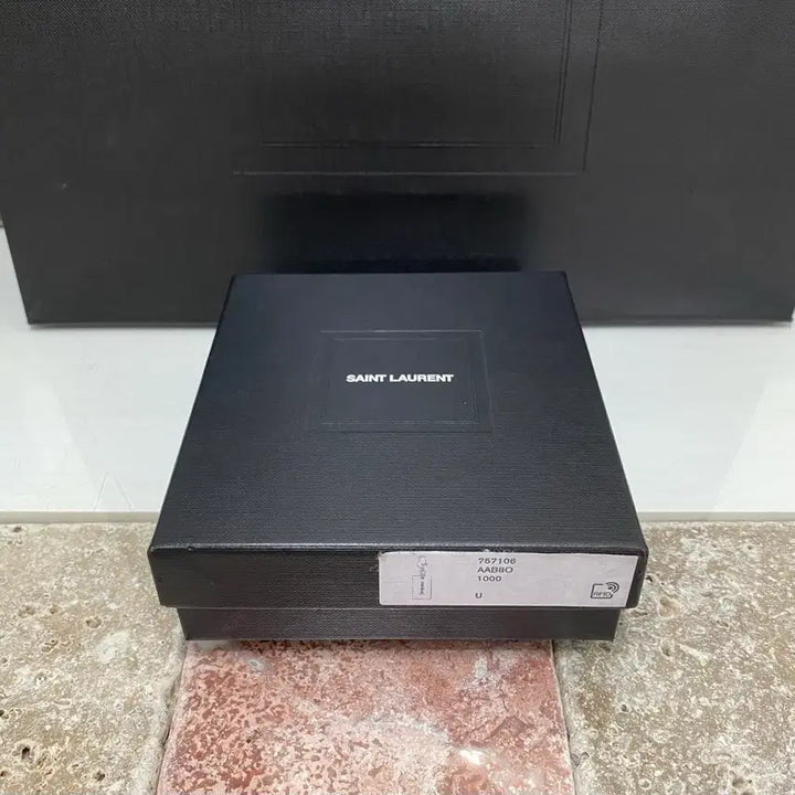 [BUNJANG] Saint Laurent Accessory Box Set / 생로랑 액세서리(키링) 박스 + 더스트 + 쇼핑백