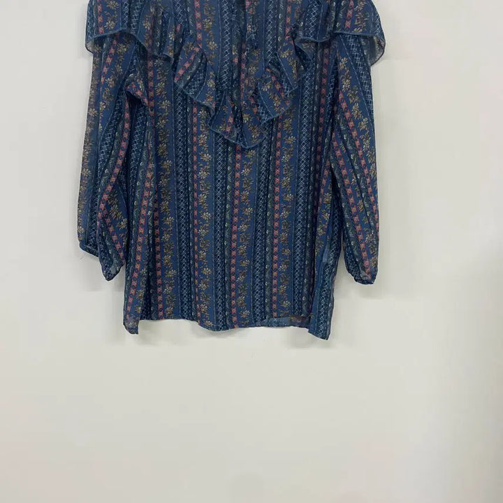 [BUNJANG] Alto Frill Blouse (Size 66) / alto 프릴 블라우스 66