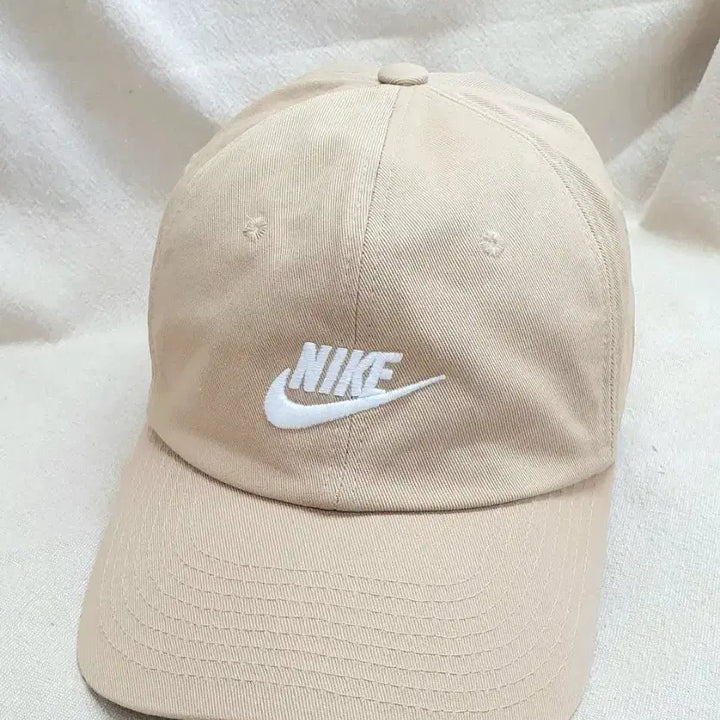 [SOLD OUT] NIKE 나이키 볼캡 베이지 모자