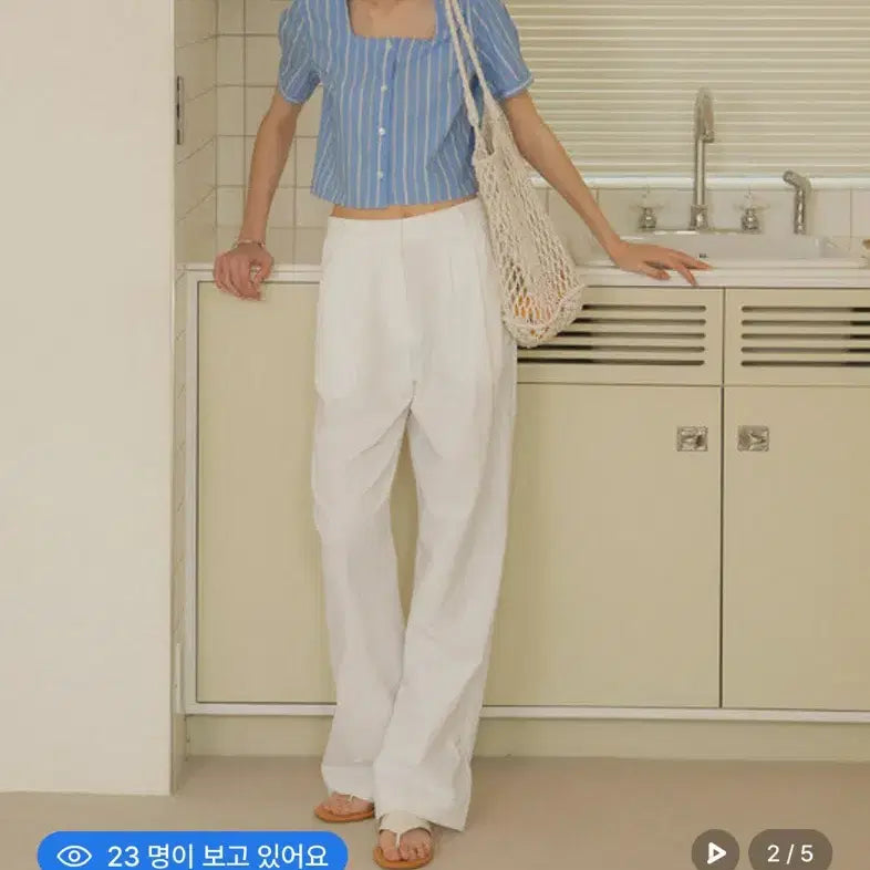 [SOLD OUT] 시야쥬 투턱 나일론 슬랙스 화이트 M